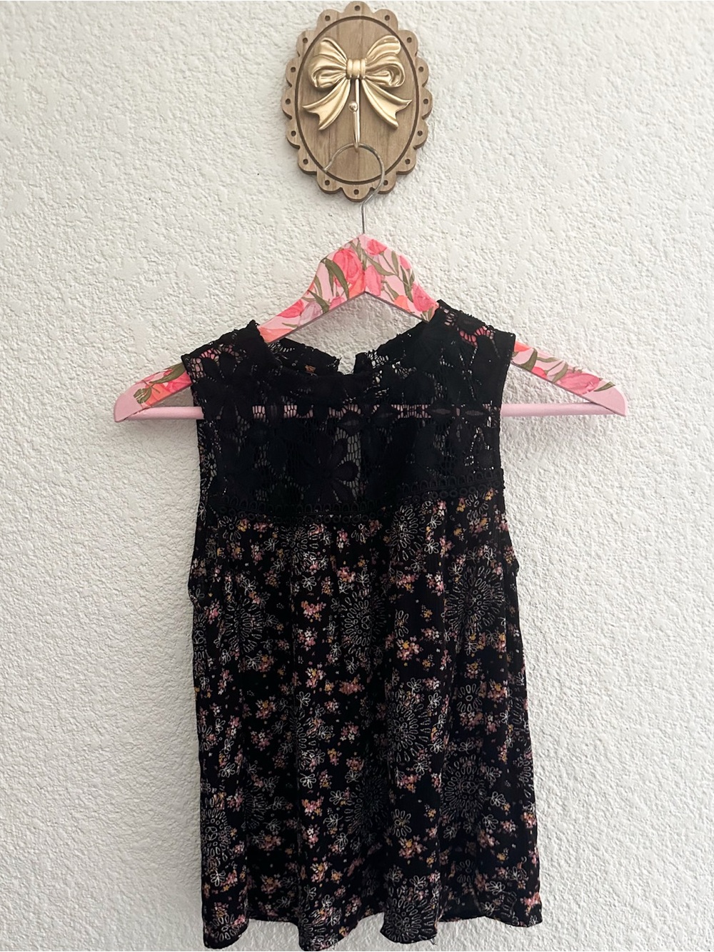 Wallflower Black Floral Lace Yoke Tank Top